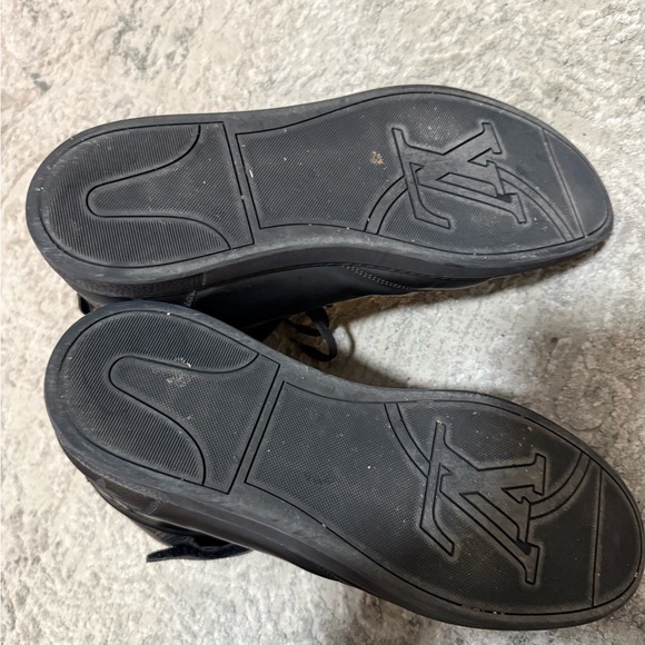 Louis Vuitton Black Leather Men's Sneakers - Picture 5 of 5